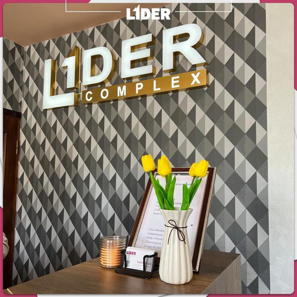 Hotel Lider Complex Vaykʼ Exteriér fotografie